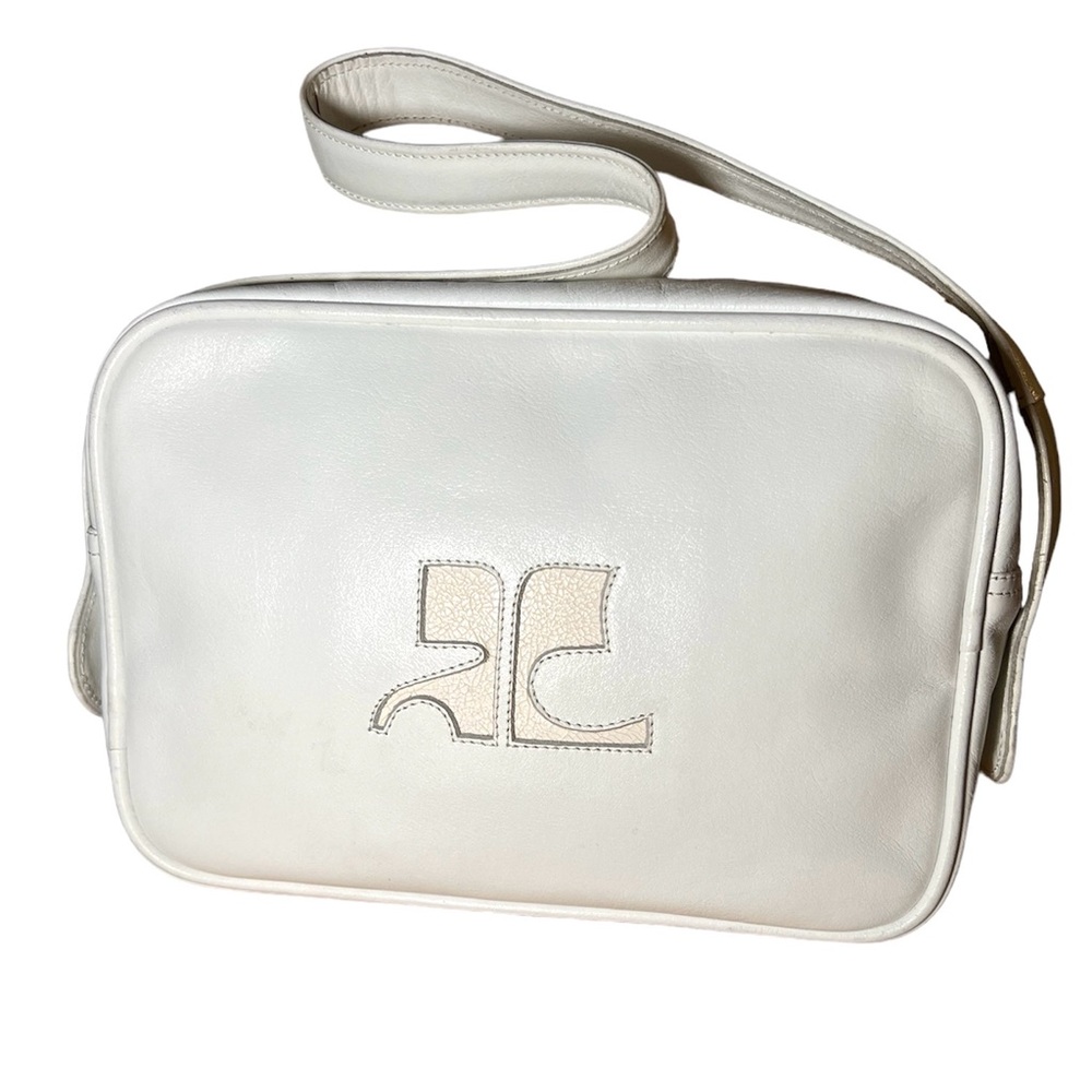 Courrèges vintage leather bag iconic camera bag with signature front logo white - Picture 2 of 16
